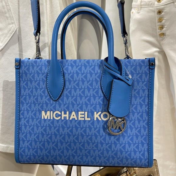 Michael Kors Mirella Small Shopper Top Zip Signature Logo Crossbody XBODY MK
NWT - Picture 10 of 16